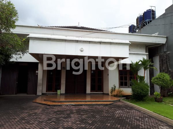 RUMAH STRATEGIS DI PUSAT KOTA SEMARANG