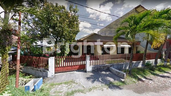 RUMAH DI WATUMUJUR KETAWANGGEDE LOWOKWARU