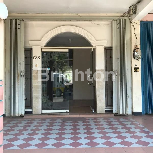 RUKO SURABAYA BARAT LOKASI SANGAT STRETEGIS DEKAT PERKANTORAN KULINER SUPERMARKET