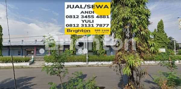 GEDUNG WADUNG ASRI BANGUNAN HOEK