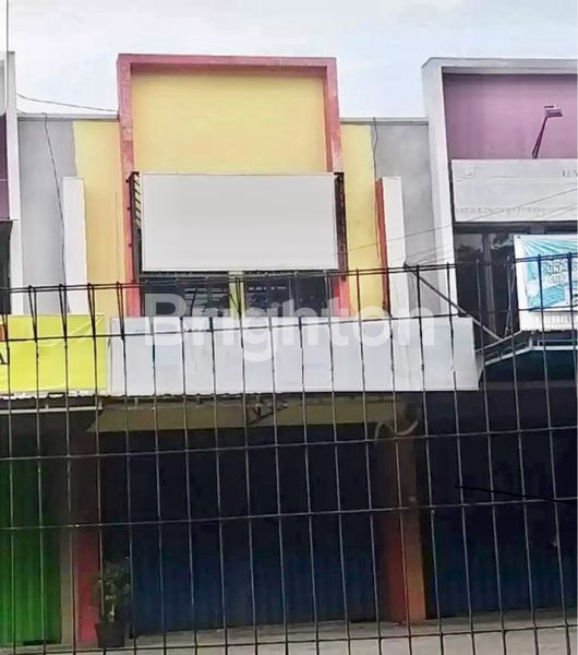 RUKO 2 LT PARKIR SANGAT LUAS DI JL RAYA BETRO SIDOARJO DEKAT JUANDA